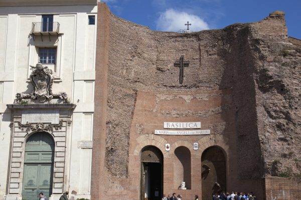 La sfida dei martiri romani: da un tormento passeggero alla felicità eterna